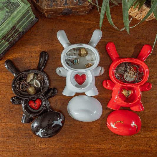 L.I.E. (LOVE ISN’T EASY) Dunny Ceramic Ashtray Complete Set of 3 (PRE-ORDER)