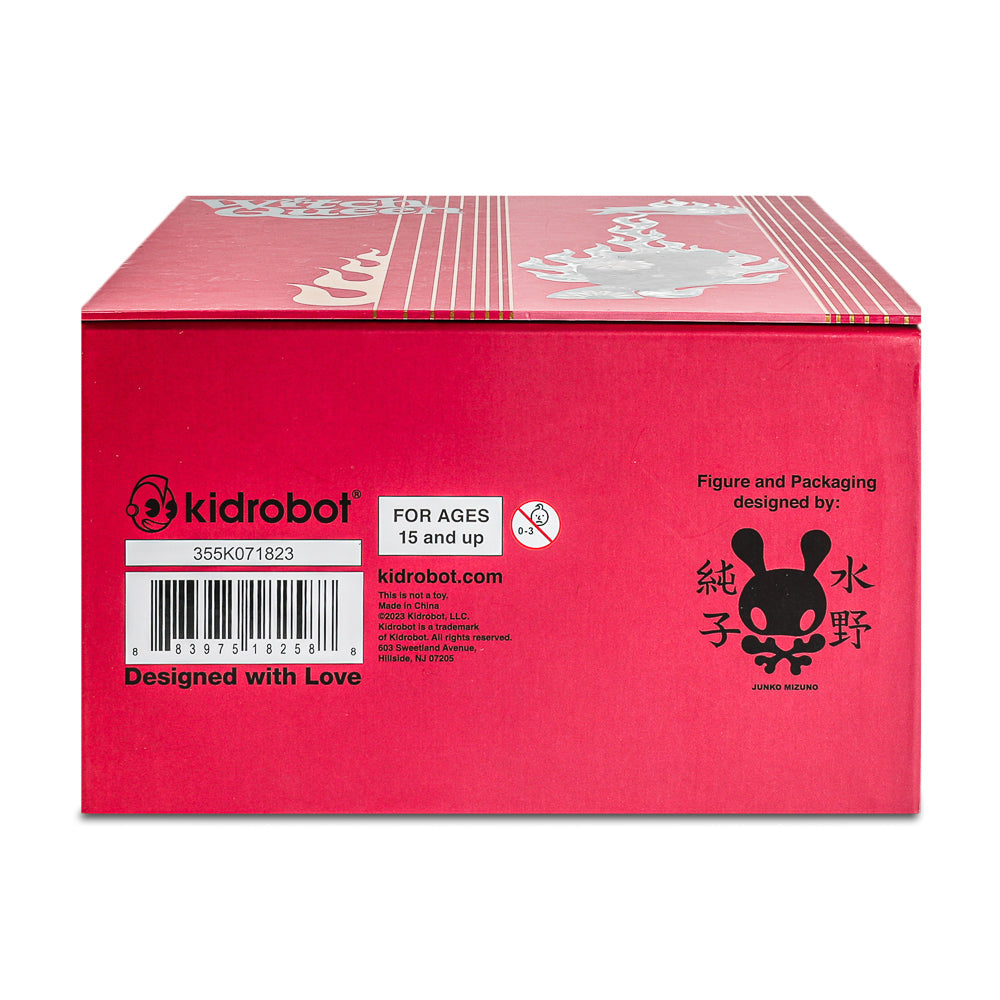 Witch Queen 8" Vinyl Art Figure by Junko Mizuno - Blood Red Edition (Limited Edition of 300)