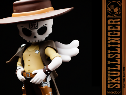 Huck Gee x Kidrobot Skullslinger Art Figure - Blondie Edition