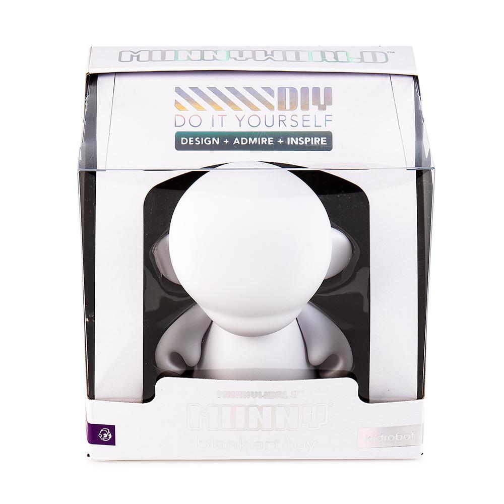 MUNNYWORLD 4" MUNNY Blank Art Toy by Kidrobot