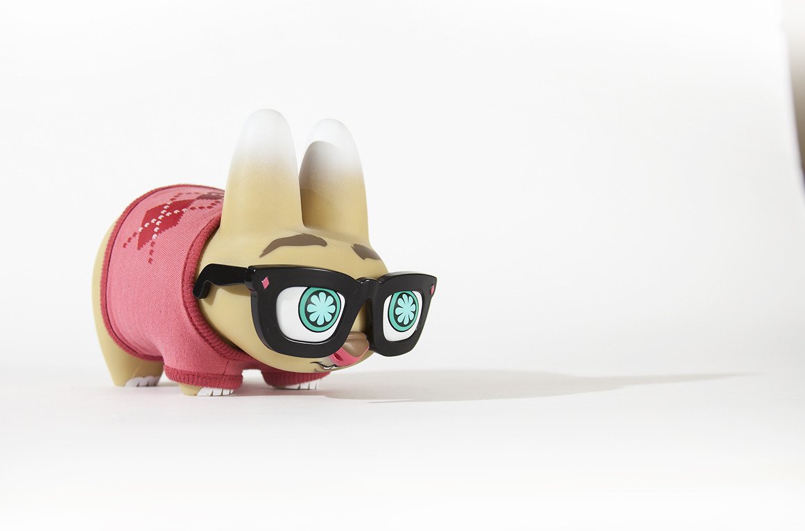 Pipken Preppy Labbit Art Figure - Red Edition